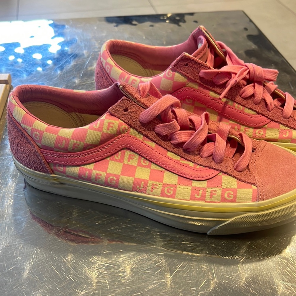 Vans freshgoods pink
